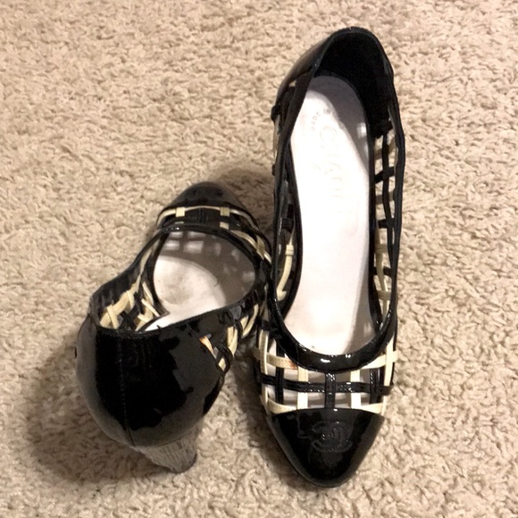 COPY - 🖤Chanel CC Pumps - Picture 1 of 17